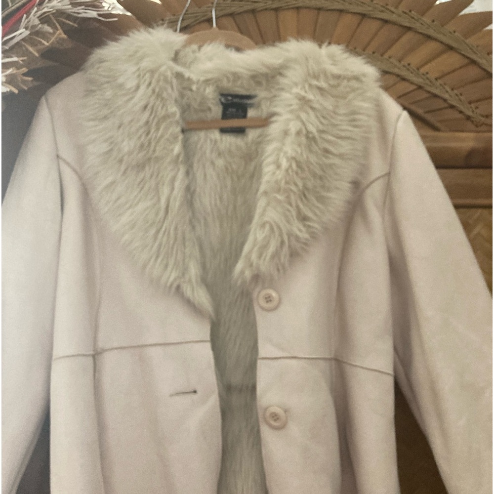 Faux suede and faux fur jacket (Never Worn) pristine condition creamy off white